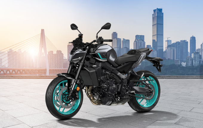 MT09