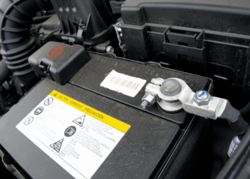 자동차 배터리 왜 금방 방전될까? 사용 기간과 주요 원인 정리