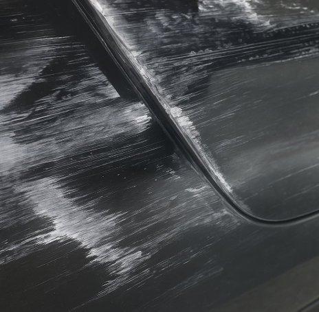 3. 심한 긁힘 (전체 범퍼 도색)